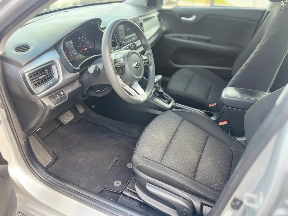 2019 Kia Rio - Image 7 of 12
