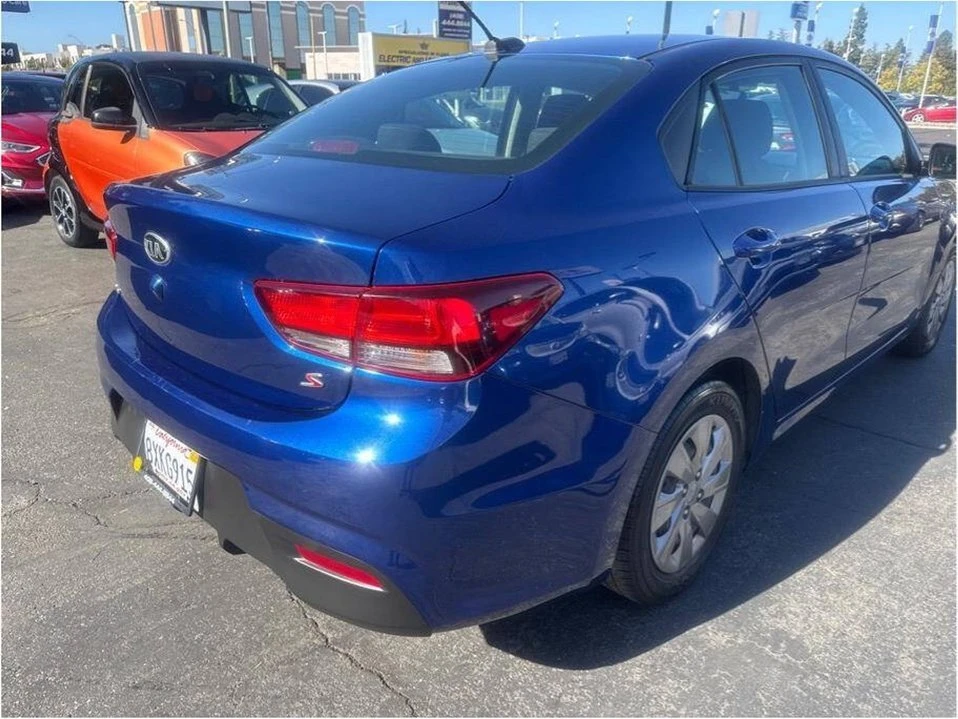 2019 Kia Rio - Image 9 of 19