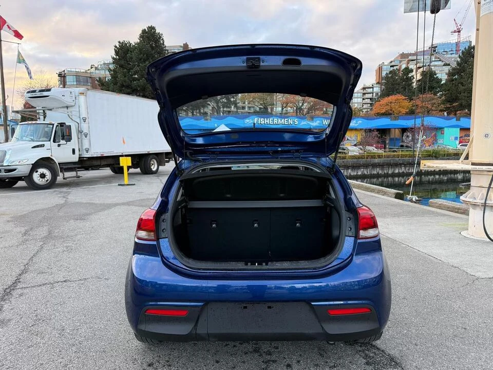 2019 Kia Rio - Image 10 of 13