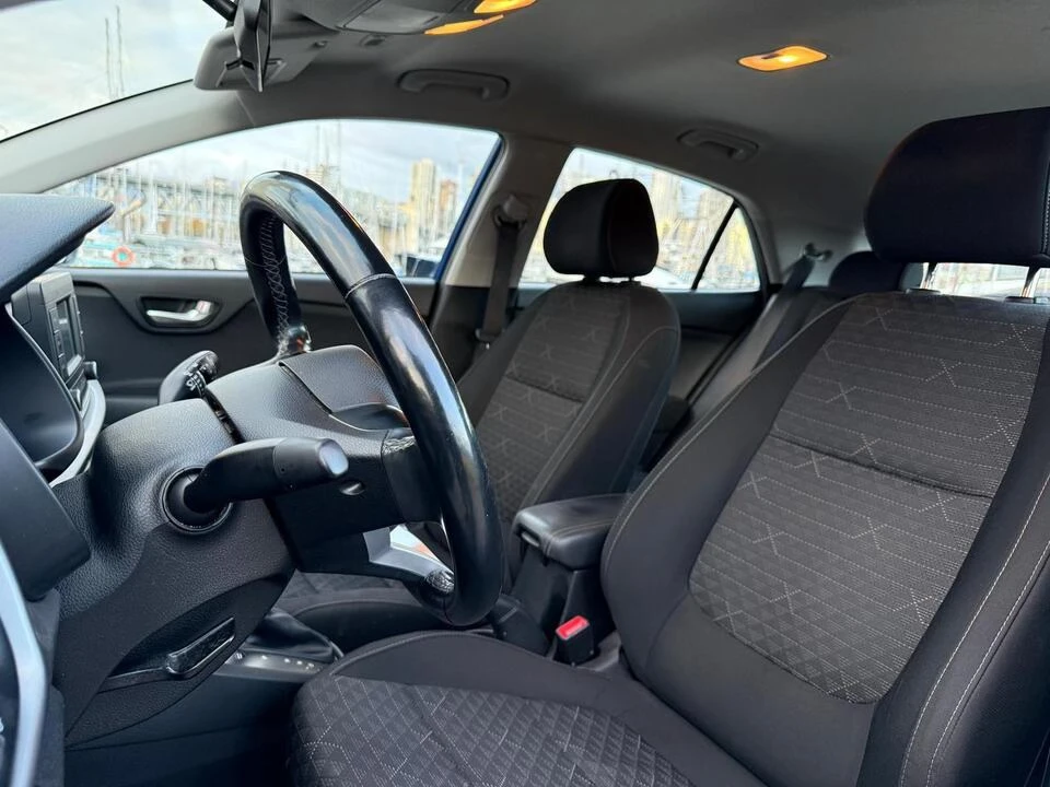 2019 Kia Rio - Image 5 of 13