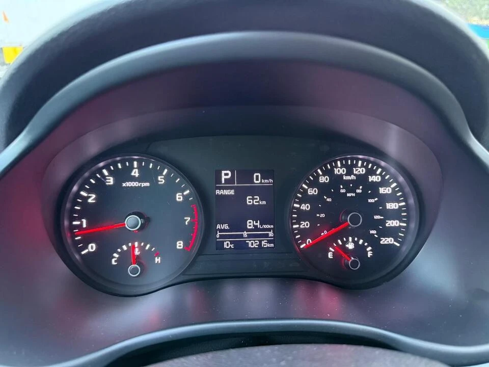 2019 Kia Rio - Image 6 of 13
