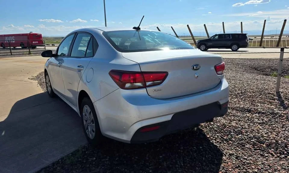 2019 Kia Rio - Image 6 of 8