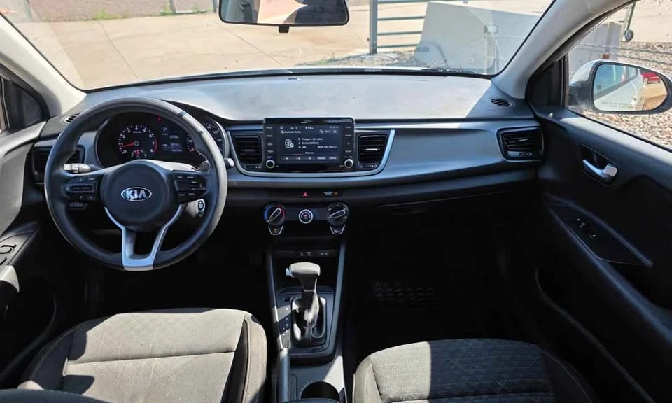 2019 Kia Rio - Image 7 of 8