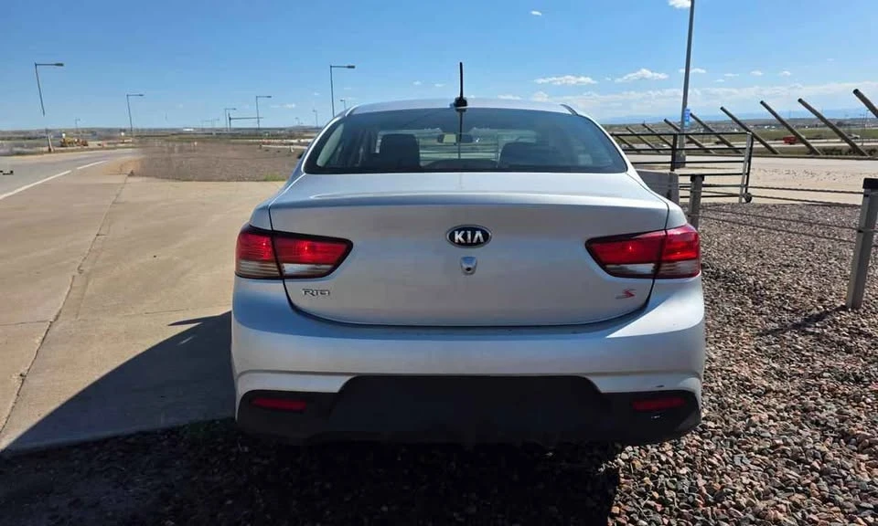2019 Kia Rio - Image 5 of 8
