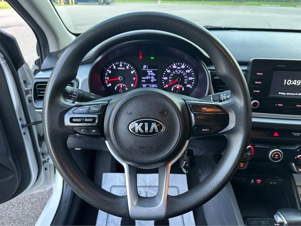 2019 Kia Rio - Image 13 of 19