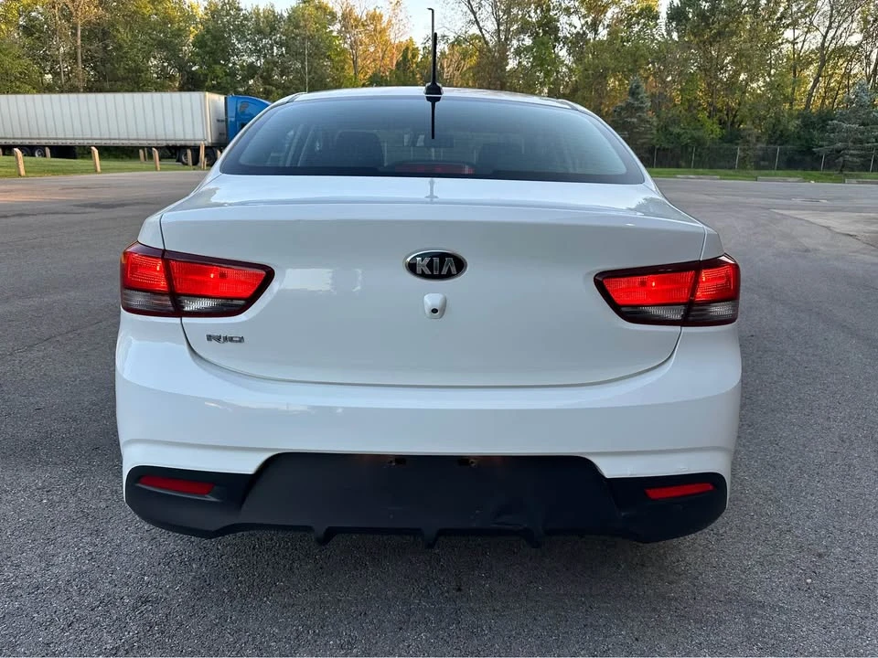2019 Kia Rio - Image 3 of 19