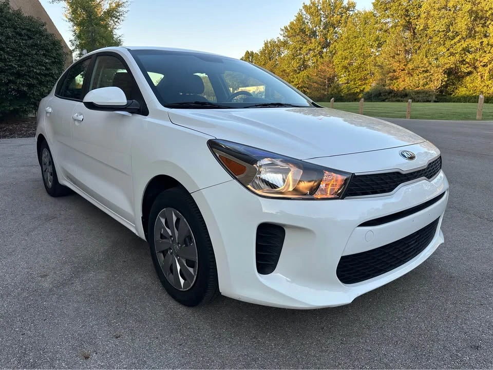 2019 Kia Rio - Image 5 of 19