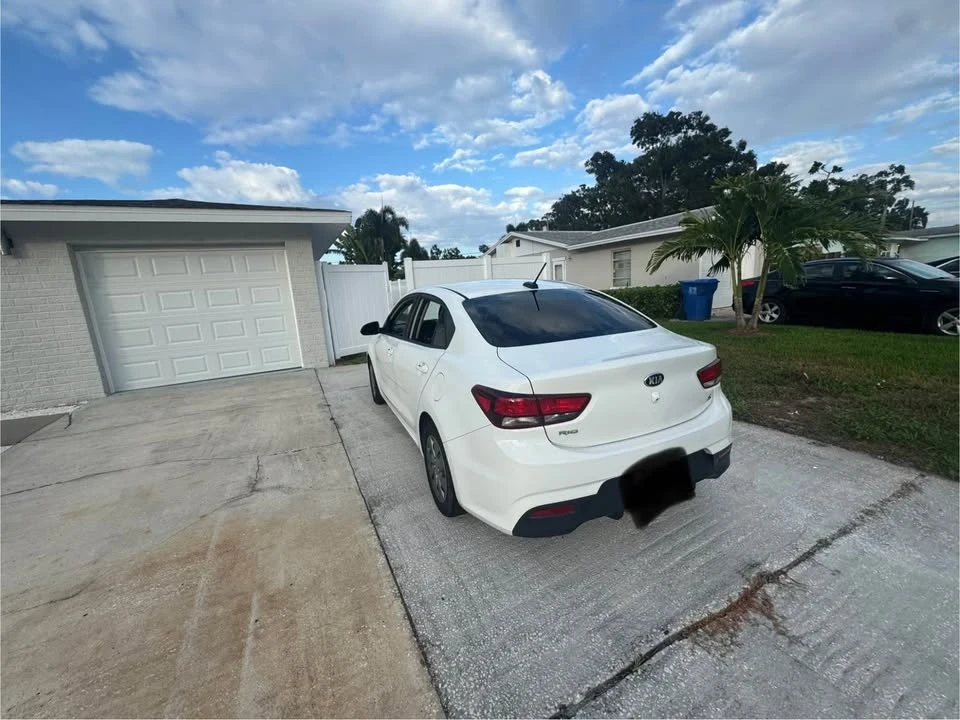 2019 Kia Rio - Image 8 of 13