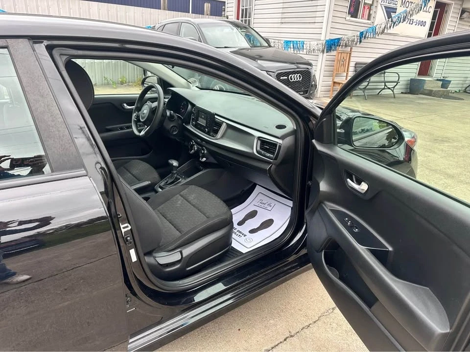 2019 Kia Rio - Image 18 of 20