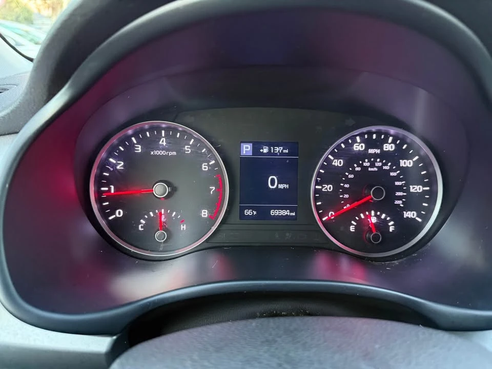 2019 Kia Rio - Image 9 of 19