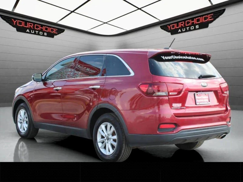 2019 Kia Sorento - Image 5 of 18