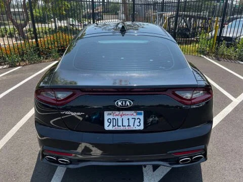 2019 Kia Stinger - Image 4 of 18