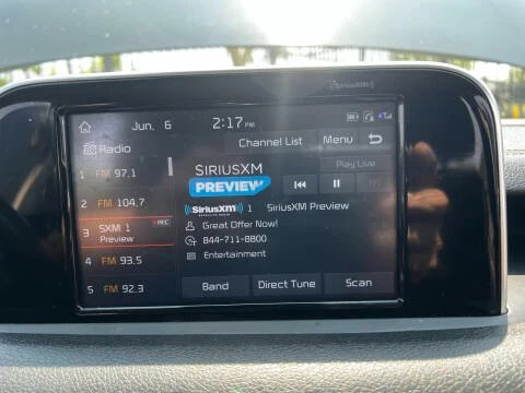 2019 Kia Stinger - Image 16 of 18