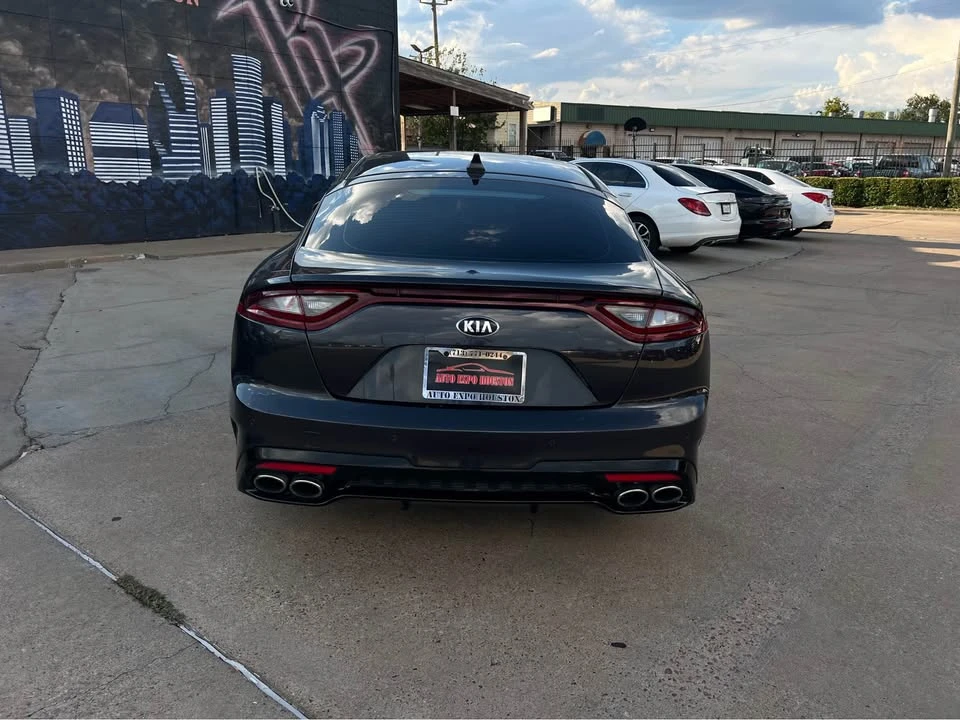 2019 Kia Stinger - Image 3 of 9