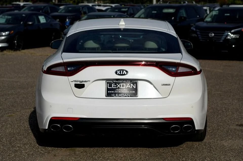 2019 Kia Stinger - Image 5 of 19