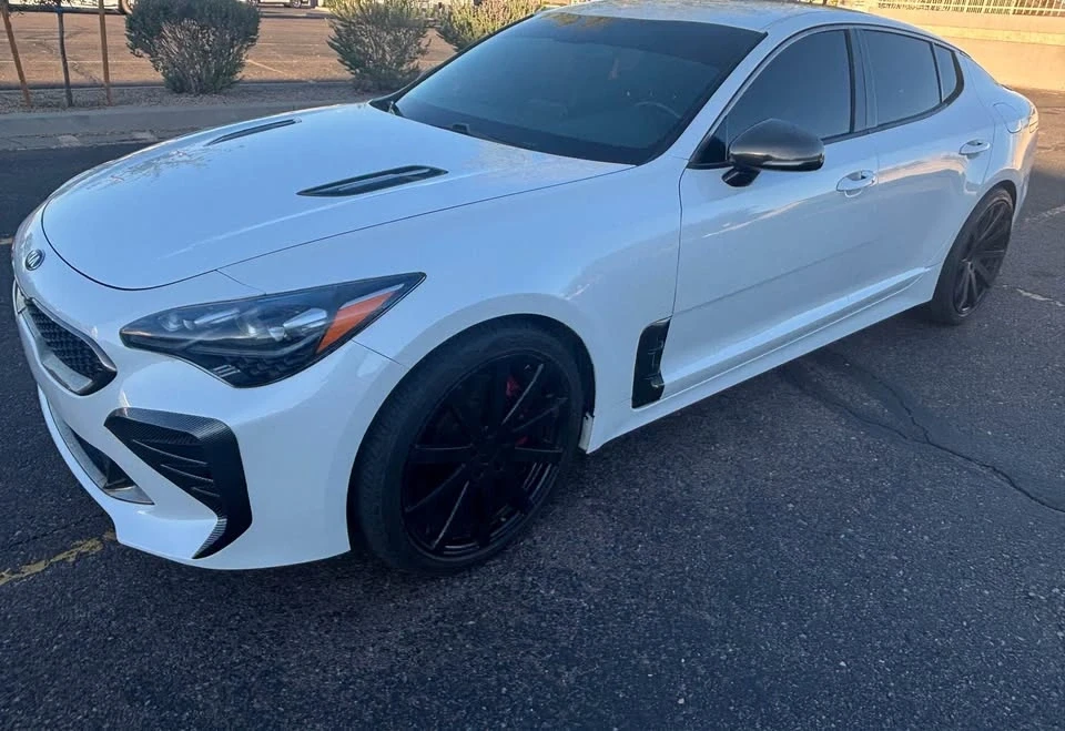 2019 Kia Stinger GT - Image 12 of 20