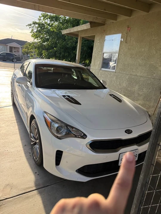 2019 Kia Stinger - Image 5 of 6