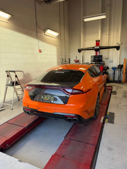 2019 Kia Stinger GT - Image 4 of 4