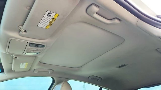 2019 Kia Stinger - Image 11 of 20
