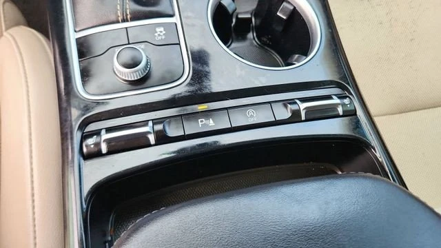 2019 Kia Stinger - Image 17 of 20
