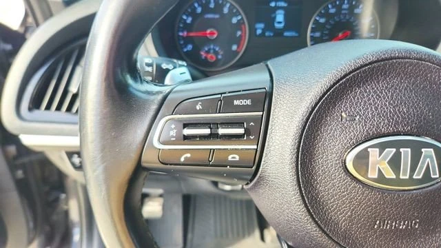 2019 Kia Stinger - Image 19 of 20