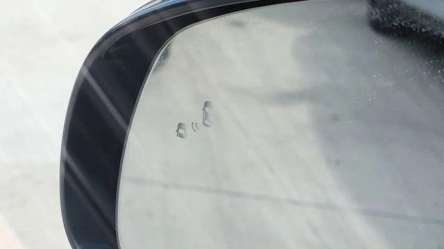2019 Kia Stinger - Image 11 of 20