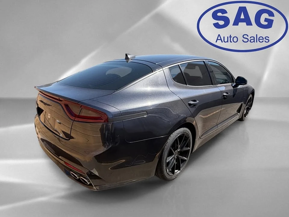 2019 Kia Stinger - Image 2 of 11