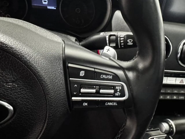 2019 Kia Stinger - Image 5 of 20