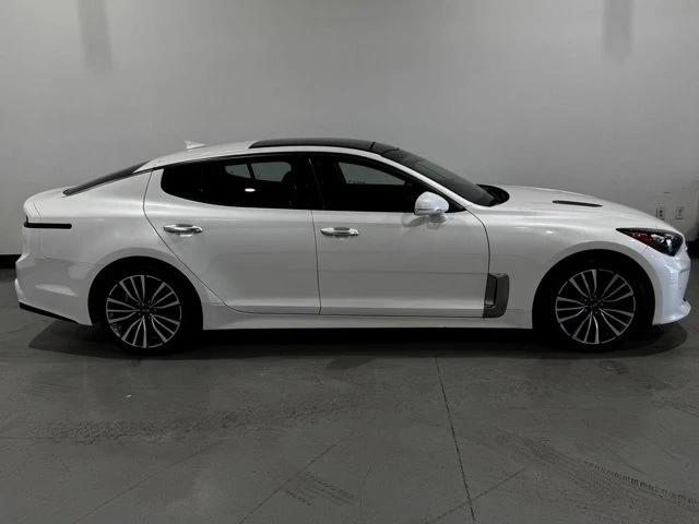 2019 Kia Stinger - Image 20 of 20