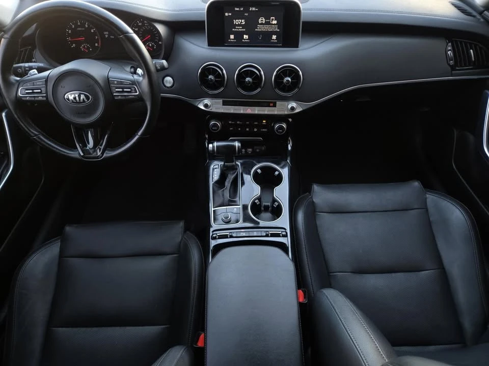 2019 Kia Stinger - Image 13 of 20