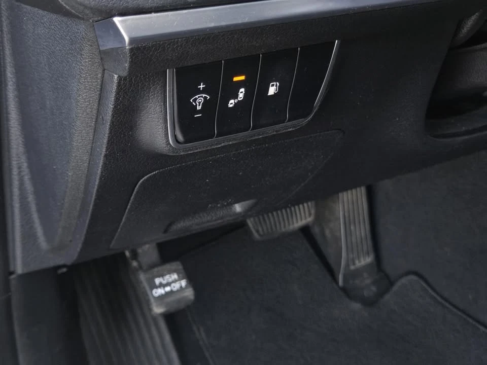 2019 Kia Stinger - Image 16 of 20