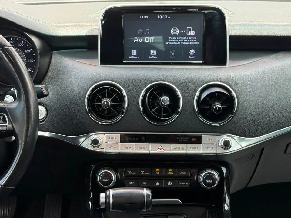 2019 Kia Stinger - Image 10 of 11