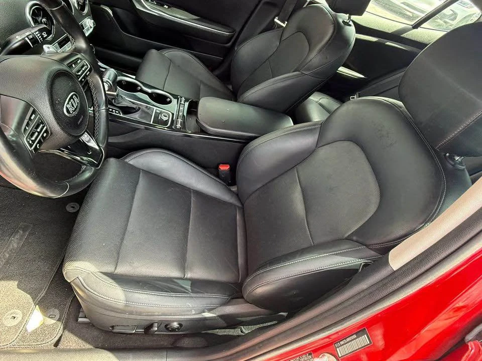 2019 Kia Stinger - Image 7 of 11