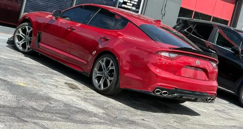2019 Kia Stinger - Image 3 of 11