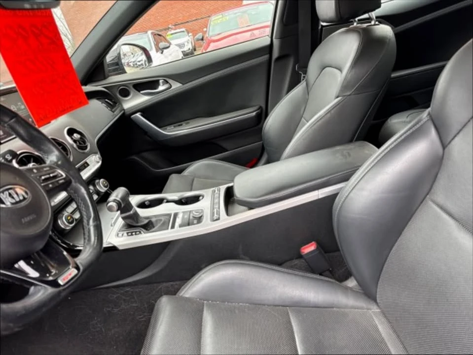 2019 Kia Stinger GT - Image 10 of 10