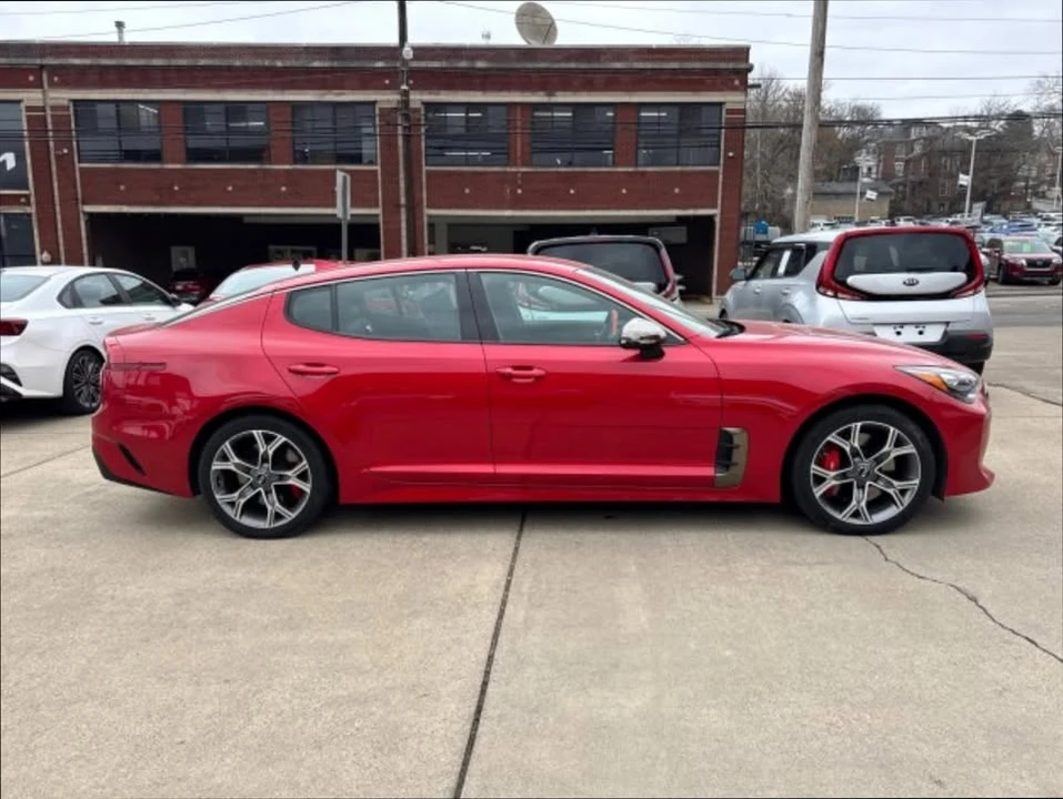 2019 Kia Stinger GT - Image 5 of 10