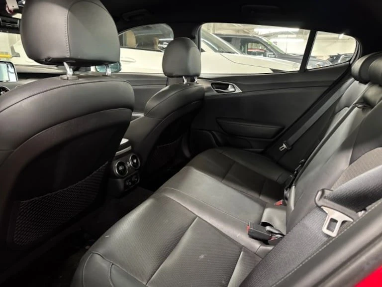 2019 Kia Stinger GT - Image 14 of 16