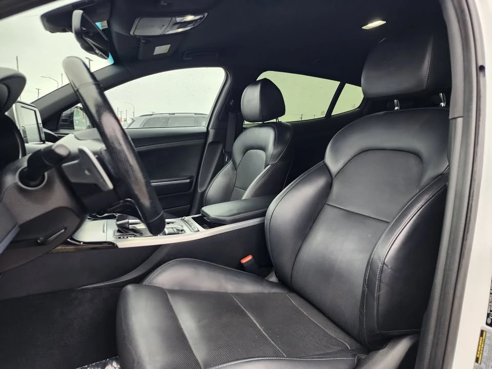2019 Kia Stinger GT - Image 12 of 15