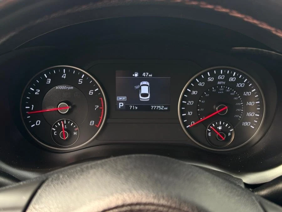 2019 Kia Stinger GT - Image 14 of 16