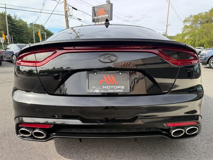 2019 Kia Stinger GT - Image 15 of 16