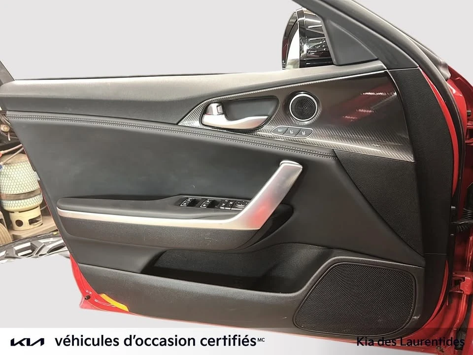 2019 Kia Stinger GT - Image 10 of 20