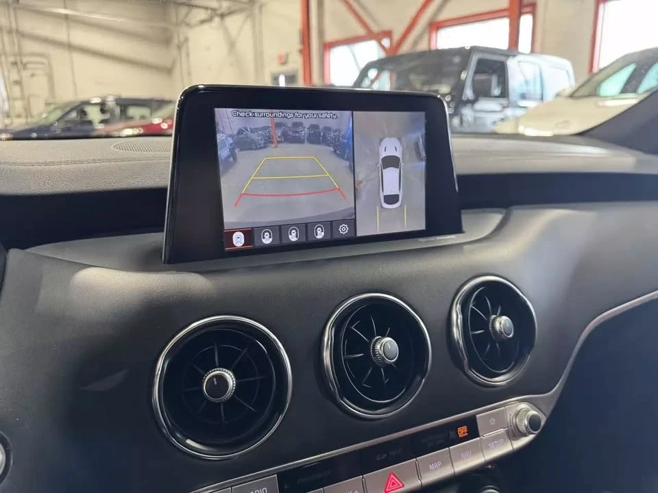 2019 Kia Stinger GT - Image 19 of 20