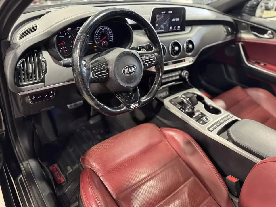 2019 Kia Stinger GT - Image 12 of 20