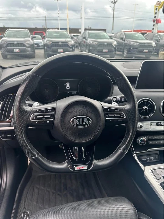 2019 Kia Stinger GT - Image 8 of 14