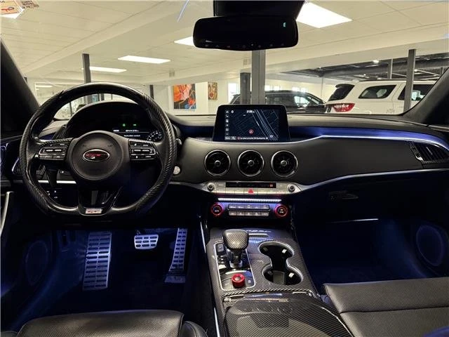 2019 Kia Stinger GT - Image 16 of 20