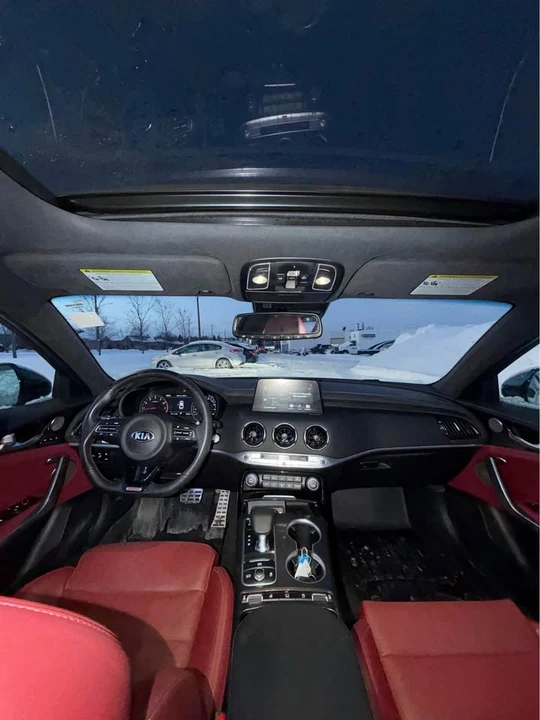 2019 Kia Stinger GT - Image 7 of 9