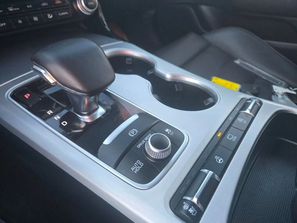 2019 Kia Stinger GT - Image 15 of 20