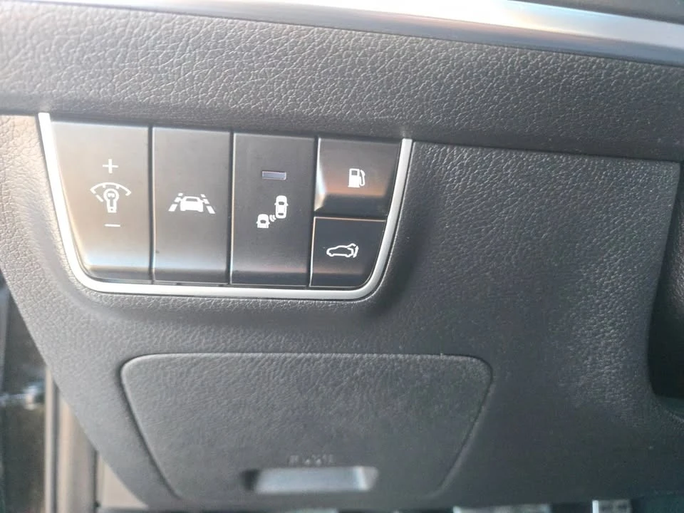 2019 Kia Stinger GT - Image 14 of 20