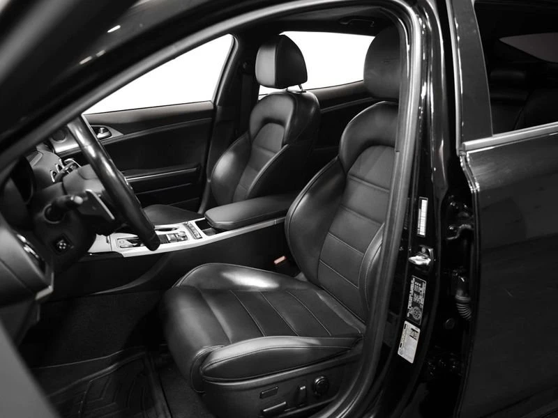 2019 Kia Stinger GT - Image 8 of 20