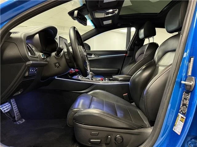 2019 Kia Stinger GT - Image 9 of 19